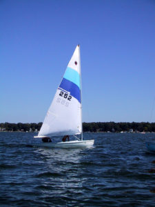 Inland_cat_sailboat